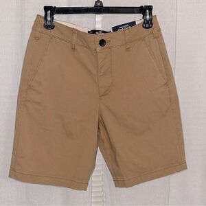 Hollister 28” Khaki Flat Front Epic Flex 9” Shorts